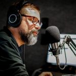 O rádio também educa